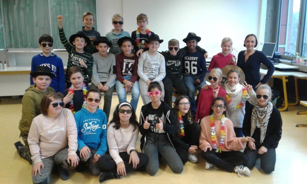 Theatertäschle für die ASR-Sechstklässler